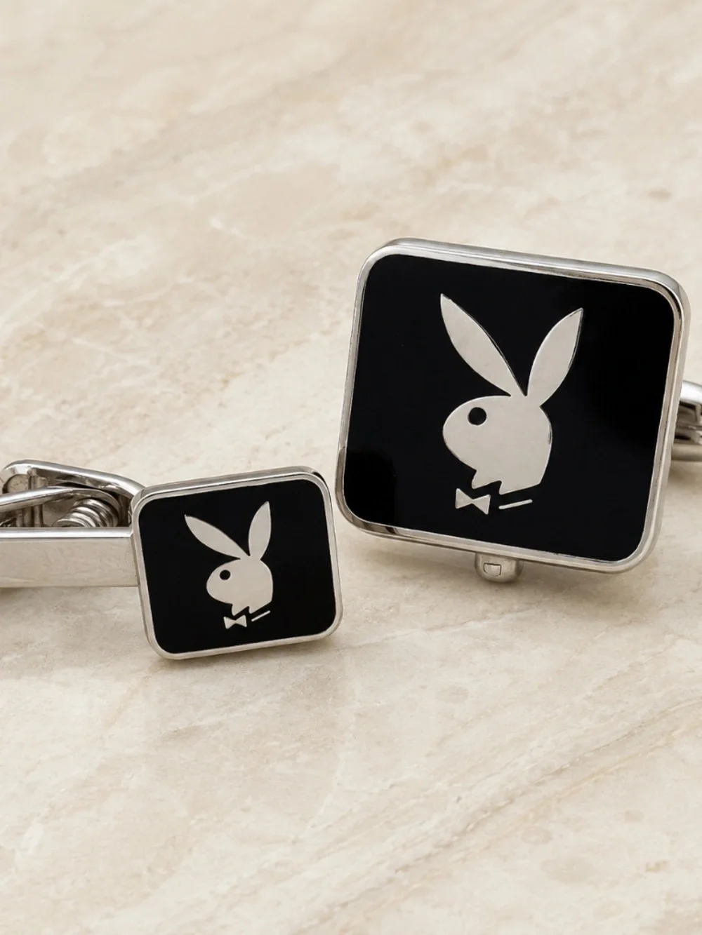 Vintage Playboy Bunny Single Cufflink & Tie Bar – Robbins Co. Attleboro – Black